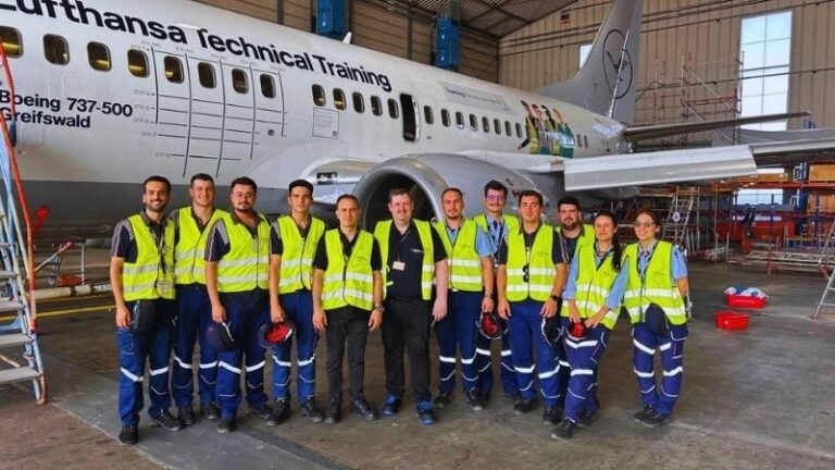SunExpress, Genç Teknisyenleri Hamburg’da Eğitime Gönderdi