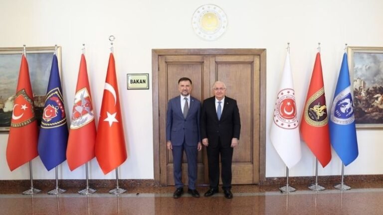 Mehmet Demiroğlu Başkanlığındaki TUSAŞ Heyeti, Bakan Güler’i Ziyaret Etti