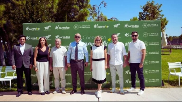Corendon Tennis Club Kemer, Türkiye Tenis Federasyonu Başkanı Şafak Müderrisgil’i Ağırladı