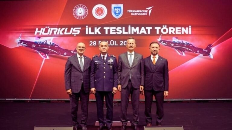 Millî Eğitim Uçağı HÜRKUŞ-II Türk Hava Kuvvetleri Envanterine Girdi